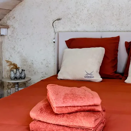 شقة La Source, Maisonnette De Charme A Senlis, Au Bord De L'aunette *