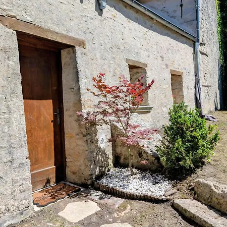 La Source, Maisonnette De Charme A Senlis, Au Bord De L'aunette